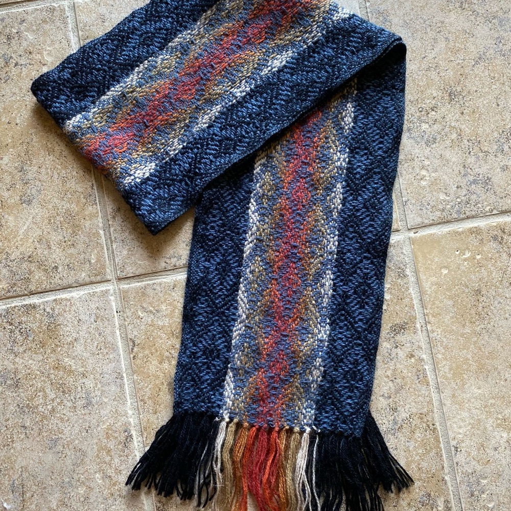 Unisex woven long scarf blue/orange/white pattern w/fringe